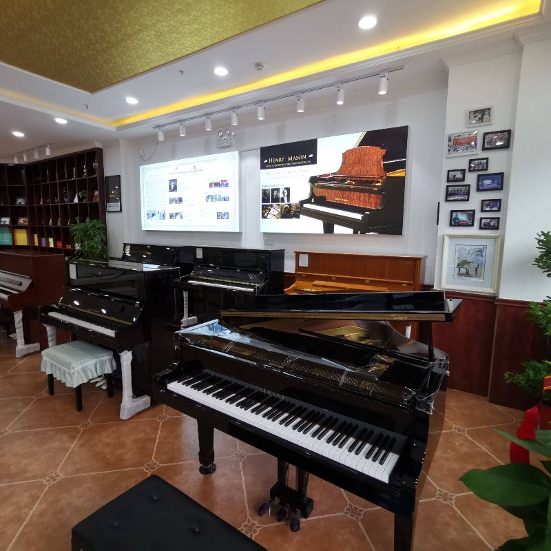 钢琴专卖店：音乐之路上的灯塔
